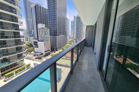 Снять в аренду кондоминиум в Майами, Флорида 1 спальня, 56.58м2, № 1891421 - фото 3