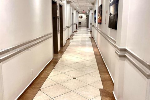 Condo in Deerfield Beach, Florida, 1 bedroom  № 1943875 - photo 25