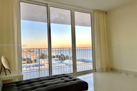 Condo in Deerfield Beach, Florida, 1 bedroom  № 1943875 - photo 21