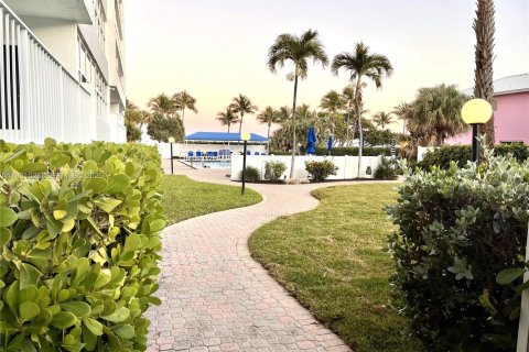 Condo in Deerfield Beach, Florida, 1 bedroom  № 1943875 - photo 26