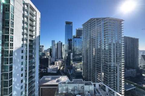 Кондоминиум с 1 спальней в Майами, Флорида № 2020743