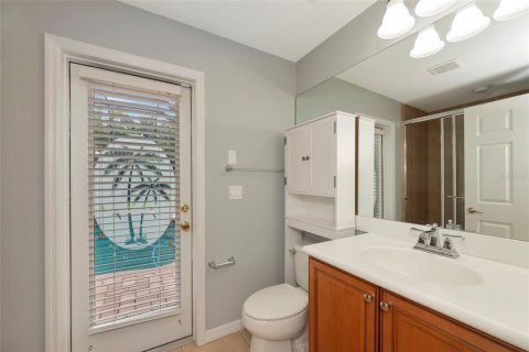 House in Bradenton, Florida 4 bedrooms, 281.22 sq.m. № 2200612 - photo 29