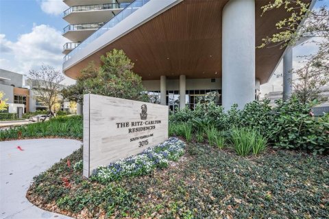 Copropriété à louer à Tampa, Floride: 2 chambres, 214.14 m2 № 2214802 - photo 2
