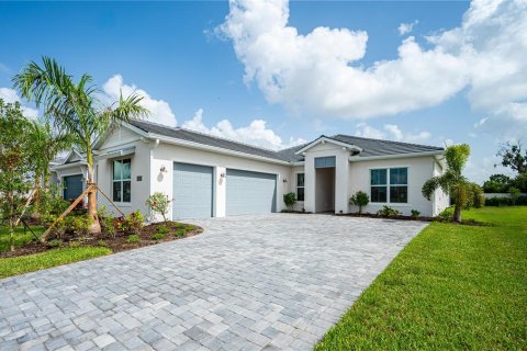 House in Bradenton, Florida 3 bedrooms, 241.36 sq.m. № 2223160