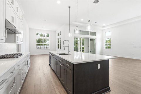 House in Bradenton, Florida 3 bedrooms, 241.36 sq.m. № 2223160 - photo 13