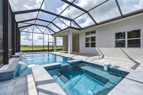 House in Bradenton, Florida 3 bedrooms, 241.36 sq.m. № 2223160 - photo 6