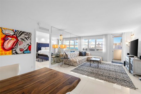 Copropriété à vendre à Miami Beach, Floride: 3 chambres, 135.17 m2 № 1944449 - photo 7