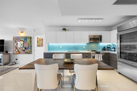 Copropriété à vendre à Miami Beach, Floride: 3 chambres, 135.17 m2 № 1944449 - photo 4