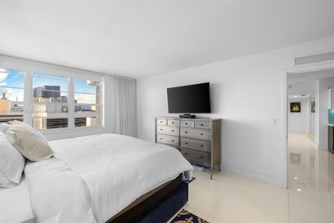 Copropriété à vendre à Miami Beach, Floride: 3 chambres, 135.17 m2 № 1944449 - photo 16