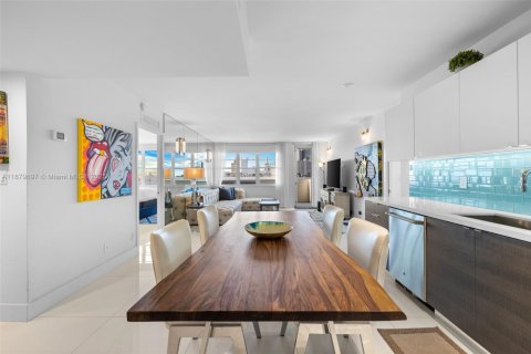 Copropriété à vendre à Miami Beach, Floride: 3 chambres, 135.17 m2 № 1944449 - photo 6