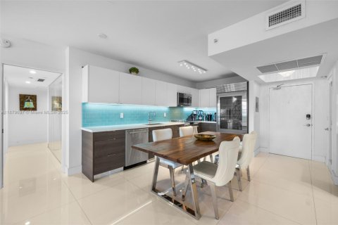 Copropriété à vendre à Miami Beach, Floride: 3 chambres, 135.17 m2 № 1944449 - photo 5