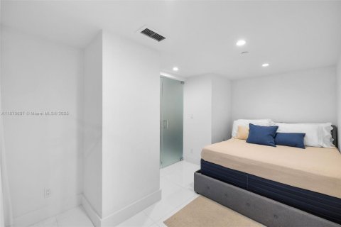 Copropriété à vendre à Miami Beach, Floride: 3 chambres, 135.17 m2 № 1944449 - photo 24