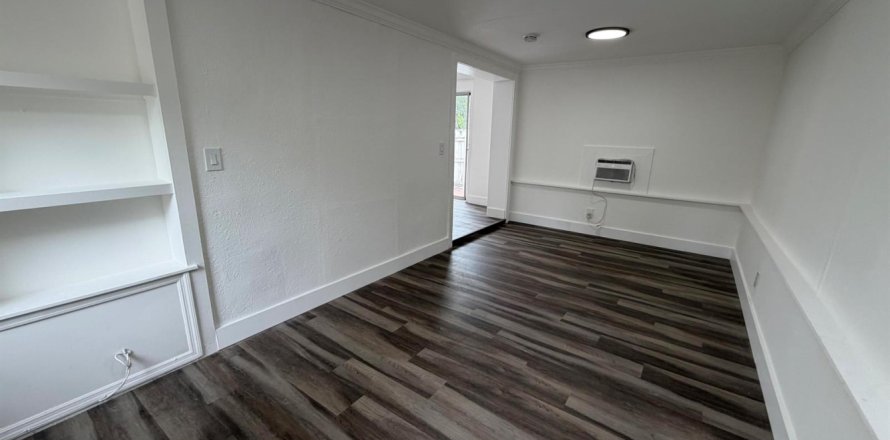 Apartment in Fort Lauderdale, Florida 2 bedrooms, 198.44 sq.m. № 2391786