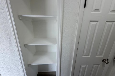 Apartment in Fort Lauderdale, Florida 2 bedrooms, 198.44 sq.m. № 2391786 - photo 7