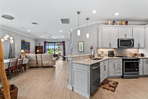 Villa ou maison à vendre à Venice, Floride: 2 chambres, 149.67 m2 № 2416537 - photo 5