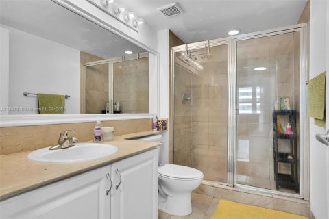 Снять в аренду кондоминиум в Майами, Флорида 3 спальни, 136.57м2, № 1948795 - фото 12