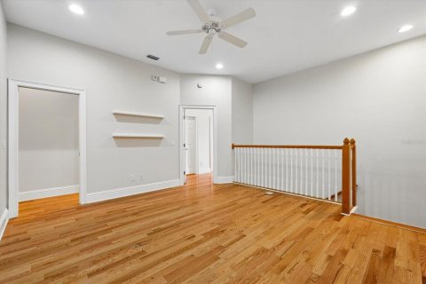 Touwnhouse à vendre à Tampa, Floride: 3 chambres, 210.52 m2 № 2398335 - photo 17