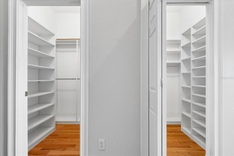 Touwnhouse à vendre à Tampa, Floride: 3 chambres, 210.52 m2 № 2398335 - photo 28