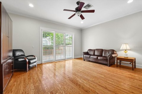 Touwnhouse à vendre à Tampa, Floride: 3 chambres, 210.52 m2 № 2398335 - photo 10