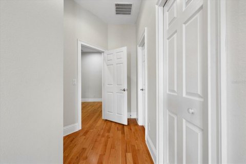 Touwnhouse à vendre à Tampa, Floride: 3 chambres, 210.52 m2 № 2398335 - photo 29