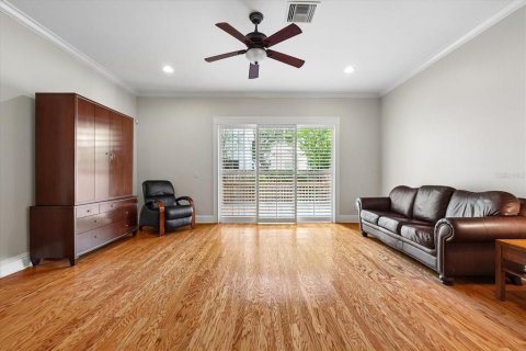 Touwnhouse à vendre à Tampa, Floride: 3 chambres, 210.52 m2 № 2398335 - photo 13