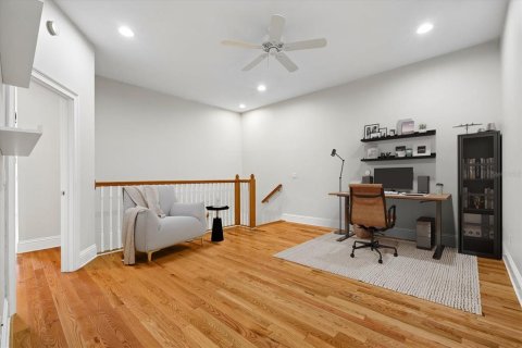 Touwnhouse à vendre à Tampa, Floride: 3 chambres, 210.52 m2 № 2398335 - photo 16
