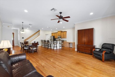 Touwnhouse à vendre à Tampa, Floride: 3 chambres, 210.52 m2 № 2398335 - photo 11