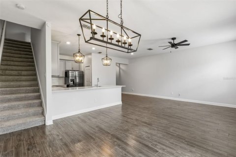 Touwnhouse à vendre à Orlando, Floride: 3 chambres, 161.74 m2 № 2097077 - photo 8