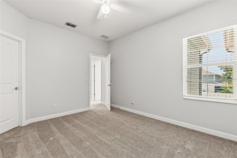 Touwnhouse à vendre à Orlando, Floride: 3 chambres, 161.74 m2 № 2097077 - photo 16