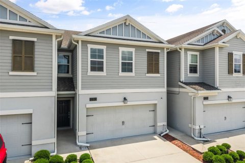 Touwnhouse à vendre à Orlando, Floride: 3 chambres, 161.74 m2 № 2097077 - photo 2