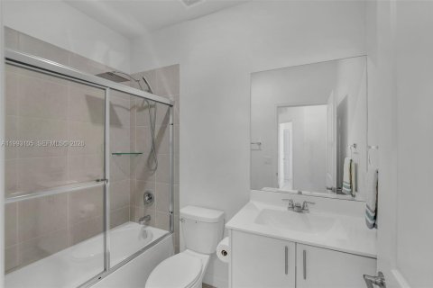 Adosado en alquiler en Homestead, Florida, 3 dormitorios, 183.85 m2 № 2055599 - foto 13