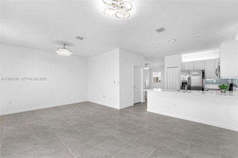 Adosado en alquiler en Homestead, Florida, 3 dormitorios, 183.85 m2 № 2055599 - foto 2