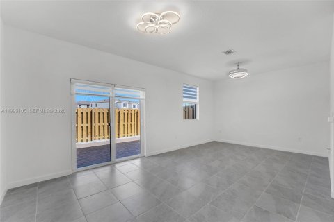 Adosado en alquiler en Homestead, Florida, 3 dormitorios, 183.85 m2 № 2055599 - foto 18