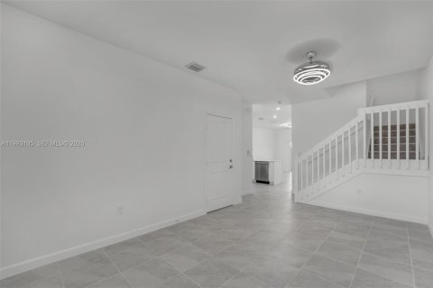 Adosado en alquiler en Homestead, Florida, 3 dormitorios, 183.85 m2 № 2055599 - foto 17