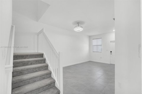 Adosado en alquiler en Homestead, Florida, 3 dormitorios, 183.85 m2 № 2055599 - foto 16