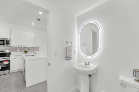 Adosado en alquiler en Homestead, Florida, 3 dormitorios, 183.85 m2 № 2055599 - foto 5