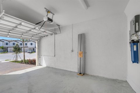 Adosado en alquiler en Homestead, Florida, 3 dormitorios, 183.85 m2 № 2055599 - foto 15