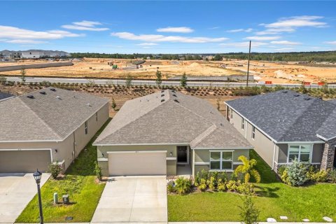 Casa en venta en Davenport, Florida, 4 dormitorios, 201.51 m2 № 1669844 - foto 1