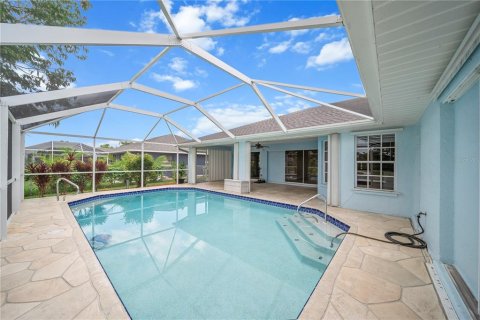 Casa en venta en Cape Coral, Florida, 4 dormitorios, 206.34 m2 № 1767352 - foto 2