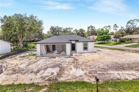 Casa en venta en Port Charlotte, Florida, 3 dormitorios, 127.28 m2 № 1873422 - foto 2