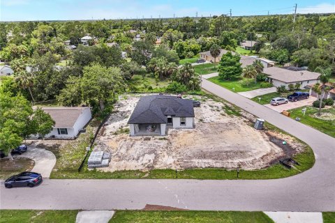 Casa en venta en Port Charlotte, Florida, 3 dormitorios, 127.28 m2 № 1873422 - foto 4