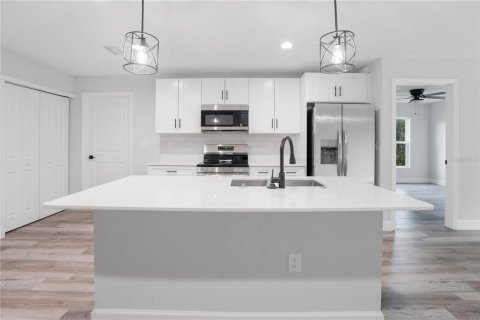 Casa en venta en Port Charlotte, Florida, 3 dormitorios, 127.28 m2 № 1873422 - foto 10