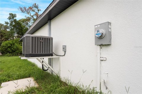 Casa en venta en Port Charlotte, Florida, 3 dormitorios, 127.28 m2 № 1873422 - foto 7
