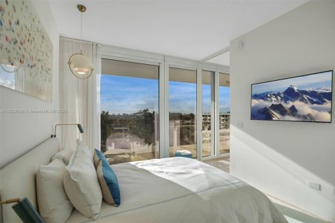 Condominio en alquiler en Surfside, Florida, 2 dormitorios, 188.03 m2 № 1934105 - foto 16