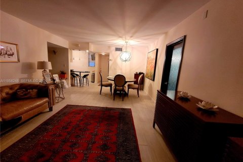 Condominio en venta en Aventura, Florida, 2 dormitorios, 100.61 m2 № 2020191 - foto 24