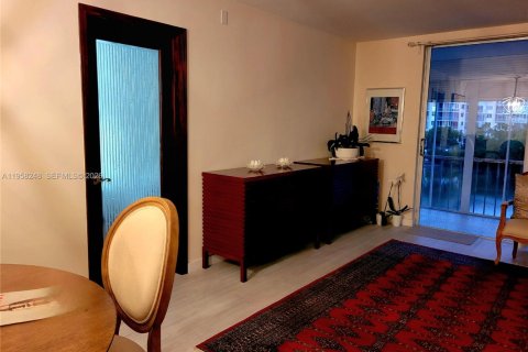 Condominio en venta en Aventura, Florida, 2 dormitorios, 100.61 m2 № 2020191 - foto 25