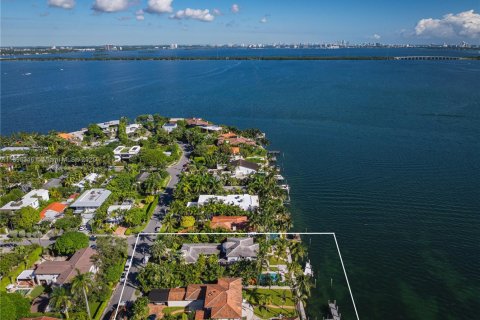 Casa en venta en Miami Beach, Florida, 10 dormitorios № 1947765 - foto 5