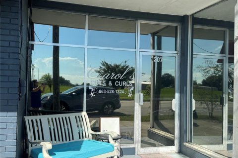 Propiedad comercial en venta en Frostproof, Florida, 290.78 m2 № 1915841 - foto 1
