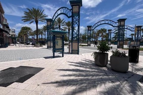 Propiedad comercial en venta en Daytona Beach, Florida, 260.13 m2 № 2150449 - foto 6