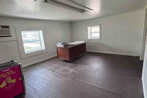 Propiedad comercial en venta en Daytona Beach, Florida, 260.13 m2 № 2150449 - foto 22